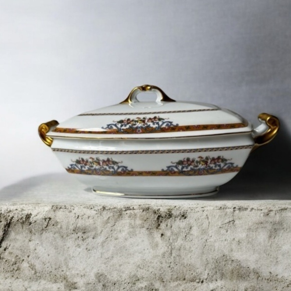 oval covered serving bowl tureen Epiag "Elyrian" pattern Bohemian Art Deco Era